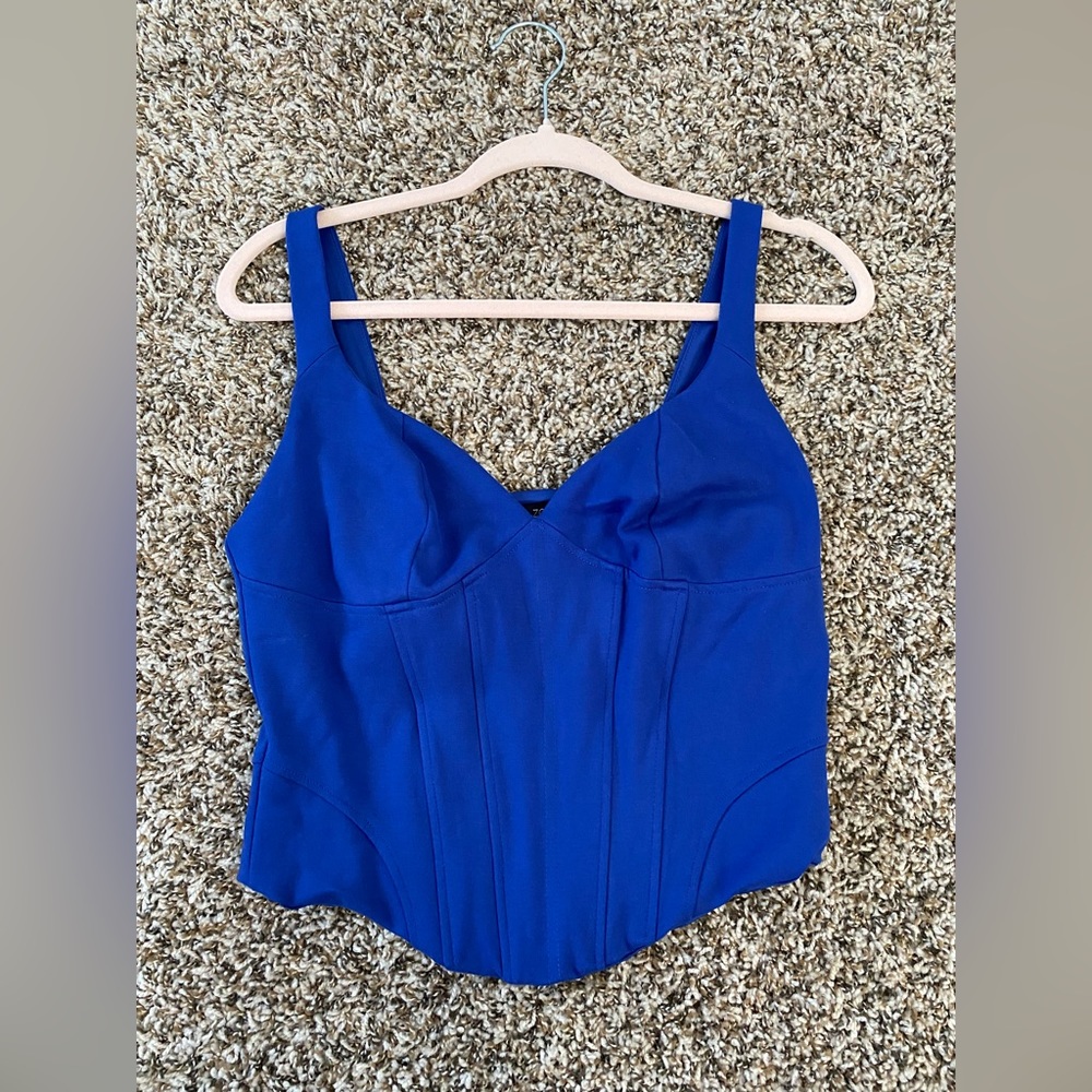 Boned coset top